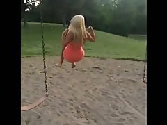 Неколку расипан pawgs!!!